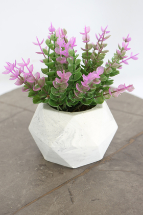 Yapay Çiçek Deposu - Beton Saksıda Yapay Masa Çiçeği Model 7