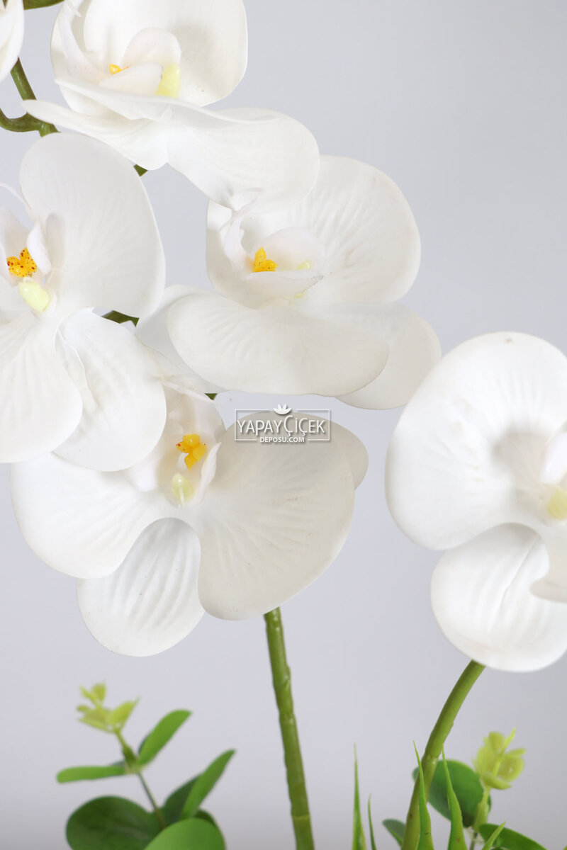 Mermer Desenli Saksıda Mini Yapay Islak Orkide Tanzimi 52 cm Beyaz