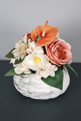 Yapay Çiçek Deposu - Beton Saksıda Nişan Düğün Salon Masa Çiçeği Krem Turuncu