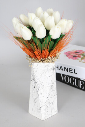 Yapay Çiçek Deposu - Mermer Desenli Prizmatik Vazoda Beyaz Lale Sadeliği Capella
