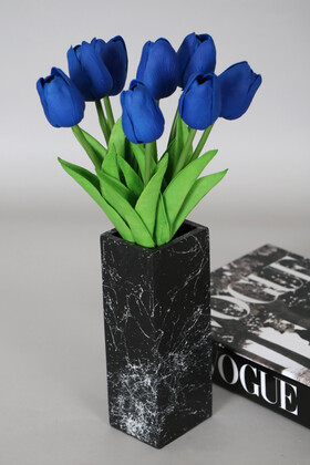 Yapay Çiçek Deposu - Mermer Desenli Vazoda 8li Islak Yapay Lale Demeti 35 cm Lacivert