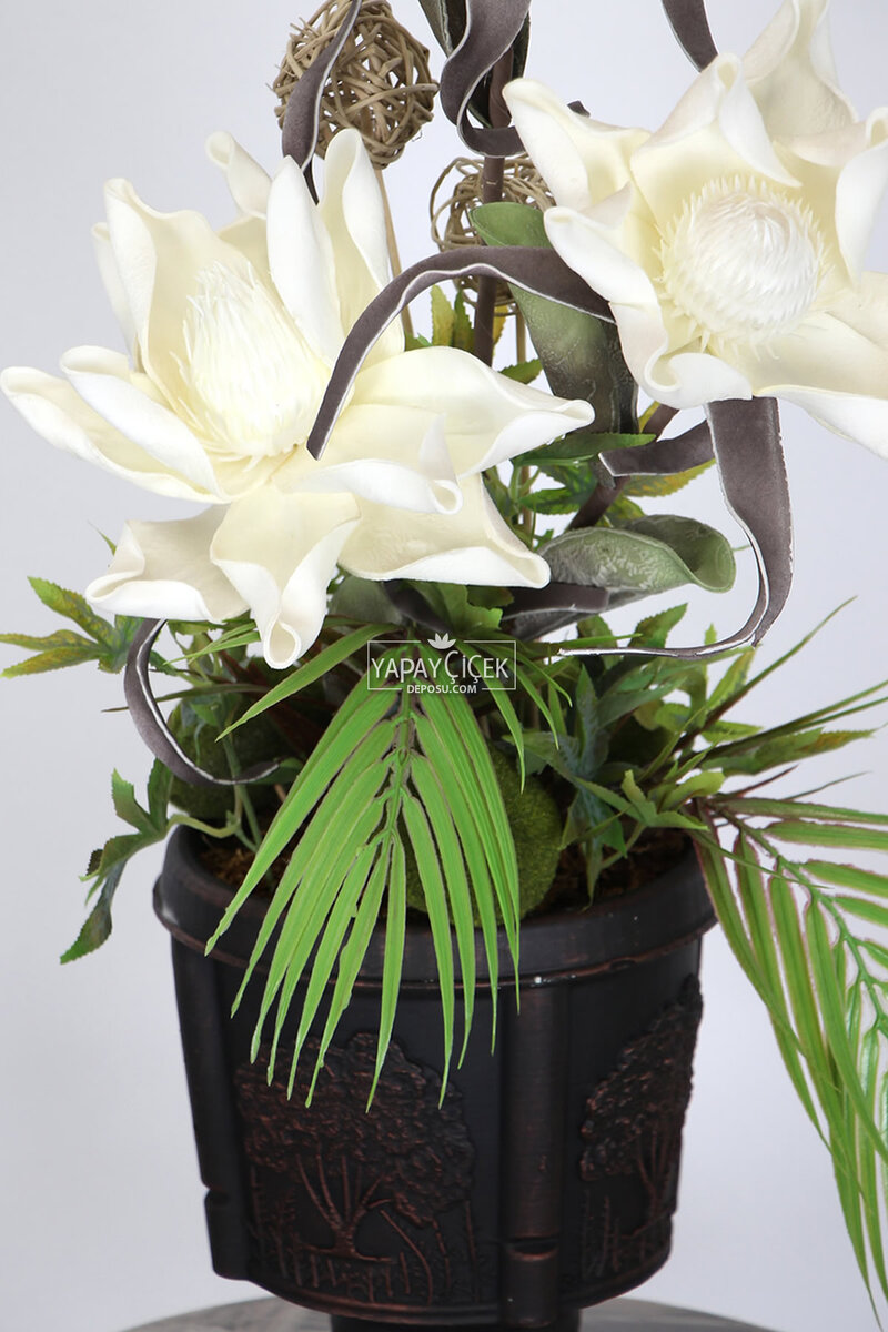 Vintage Kabartmalı Kupa Saksıda Yapay Exclusive Çiçek Aranjmanı 75 cm
