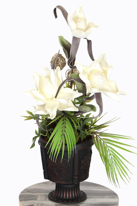 Yapay Çiçek Deposu - Vintage Kabartmalı Kupa Saksıda Yapay Exclusive Çiçek Aranjmanı 75 cm