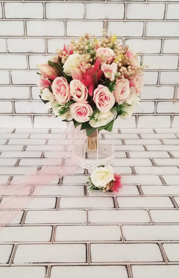 Pembe Beyaz Güller Kuru Çiçek Arajmanı